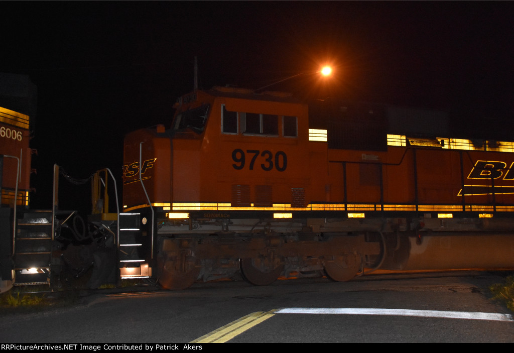 BNSF 9730